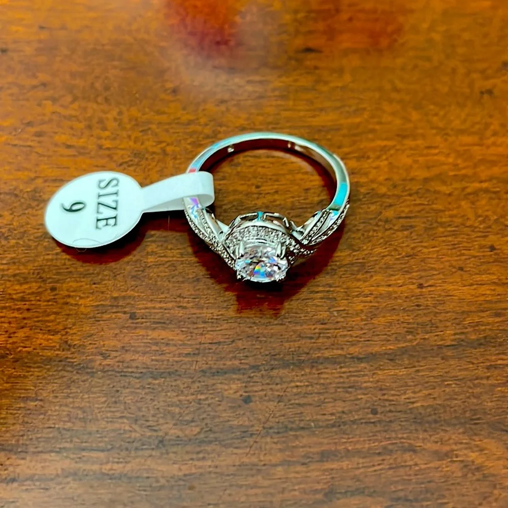 Silver ring - Picture 4 of 4